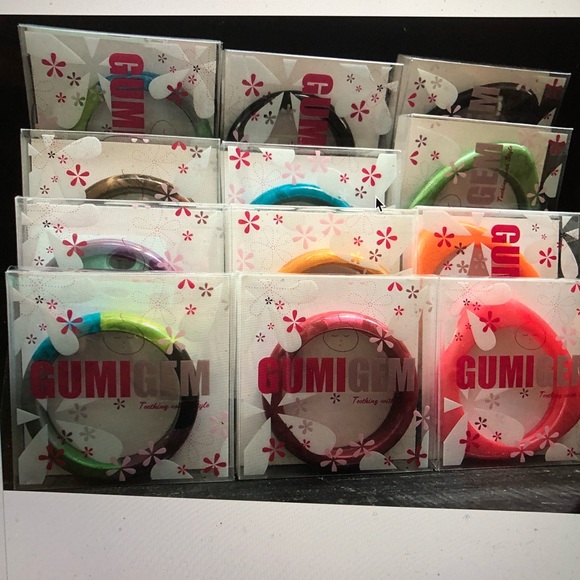 Mom’s Jewelry-Baby’s Teething Toy: Baby-Proof NonToxic Single Bracelet- 7 Colors - Picture 9 of 16